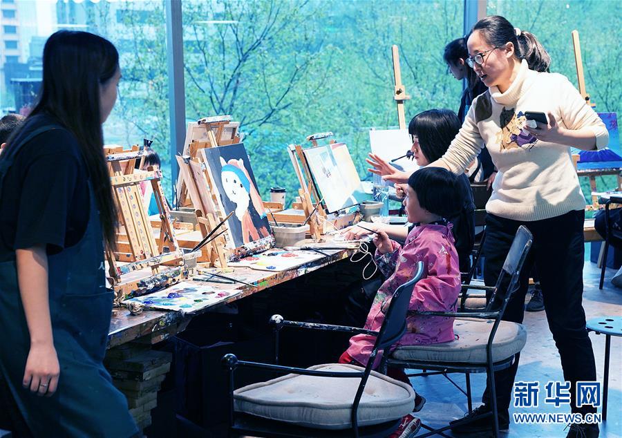 名記：利物浦和巴黎測驗截胡德里赫特，但被奉告球員只和曼聯(lián)商洽