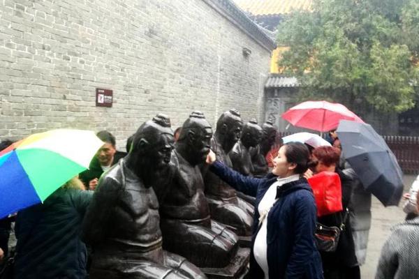 記者：萊斯特城和英超關于PSR爭辯還在持續(xù)，藍狐現(xiàn)在還在上訴
