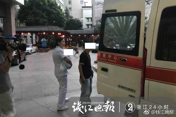 沙特媒體：沙特PIF基金正巨額報價尋求B費，滕哈赫期望后者留下