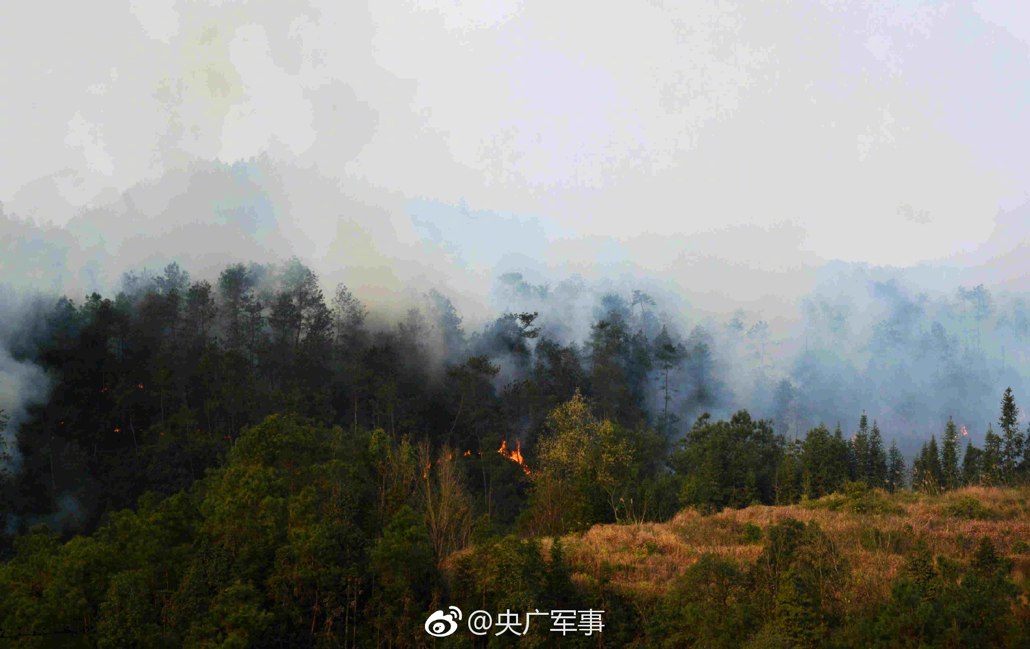馬卡報：羅馬和那不勒斯有意阿圖爾，都現(xiàn)已預備好了報價