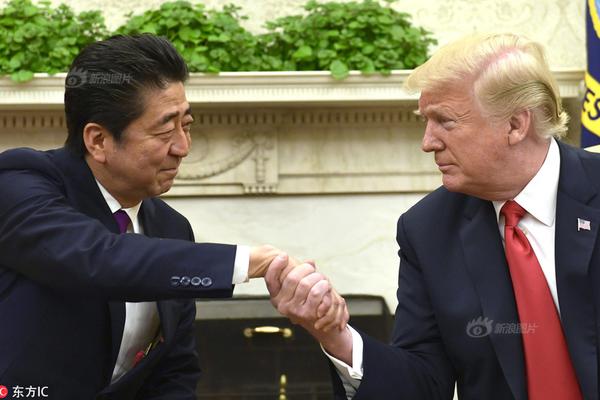 官方：皇馬21歲邊鋒彼得