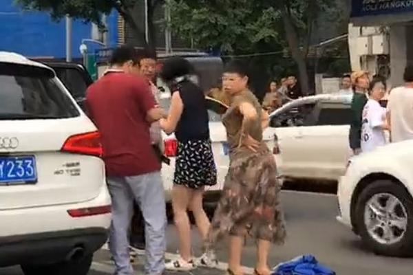 媒體人：其時國足勝沙特就在大連，挑選梭魚灣球場或許是好征兆