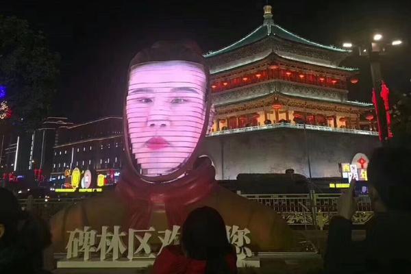 記者：藍軍為奧莫羅迪翁開7年合同，初始年薪250萬歐&可漲到600萬