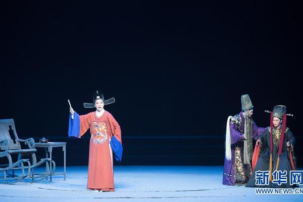 C羅失點后的反響？B席：C羅也是人，他的反響完全可以承受